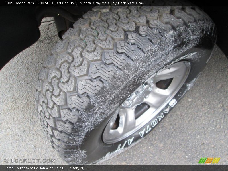 Mineral Gray Metallic / Dark Slate Gray 2005 Dodge Ram 1500 SLT Quad Cab 4x4