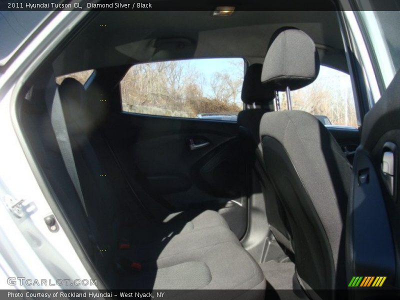 Diamond Silver / Black 2011 Hyundai Tucson GL
