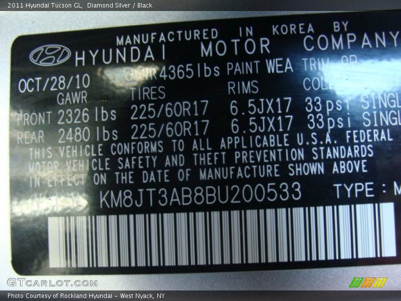 Diamond Silver / Black 2011 Hyundai Tucson GL