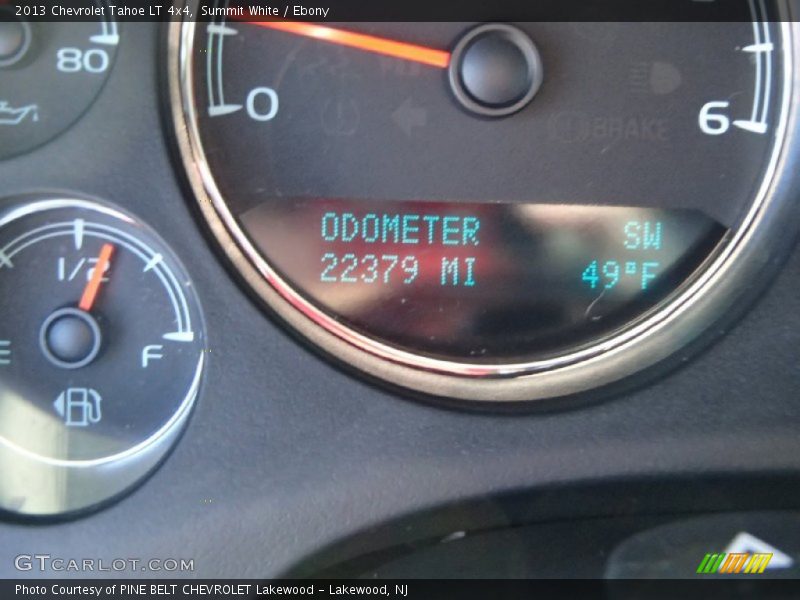 Summit White / Ebony 2013 Chevrolet Tahoe LT 4x4