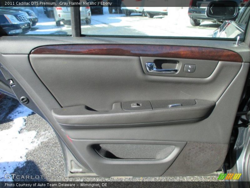 Gray Flannel Metallic / Ebony 2011 Cadillac DTS Premium