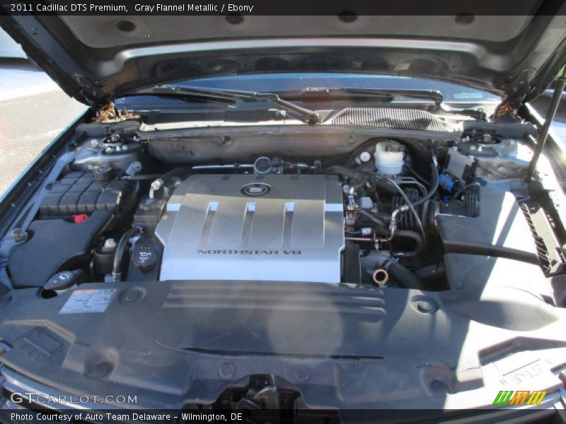 Gray Flannel Metallic / Ebony 2011 Cadillac DTS Premium
