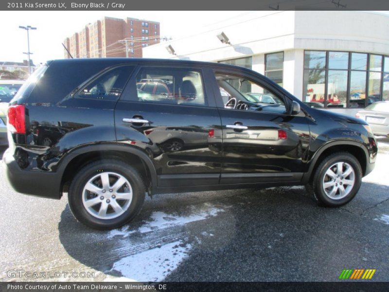 Ebony Black / Gray 2011 Kia Sorento LX