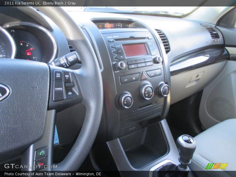 Ebony Black / Gray 2011 Kia Sorento LX
