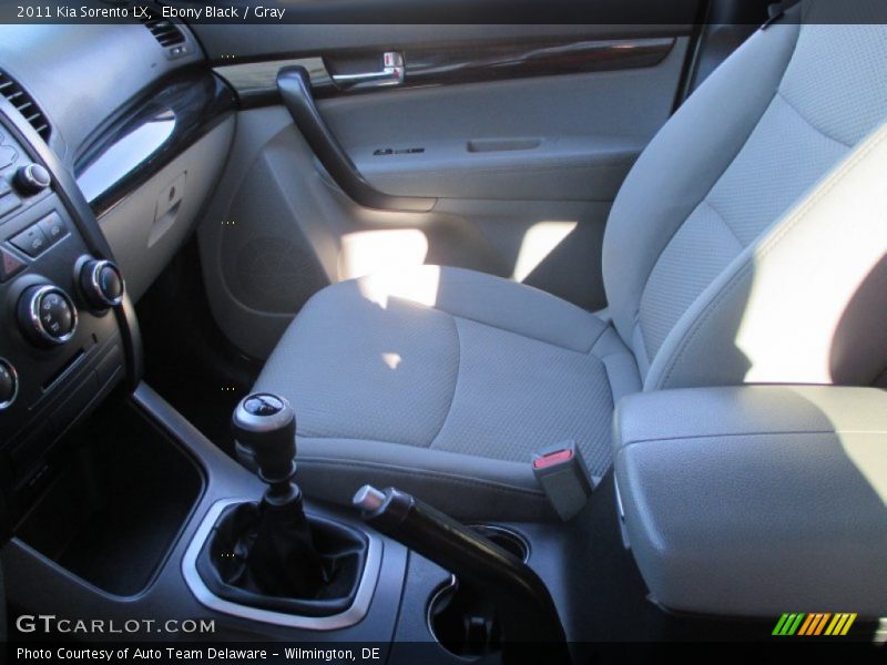 Ebony Black / Gray 2011 Kia Sorento LX