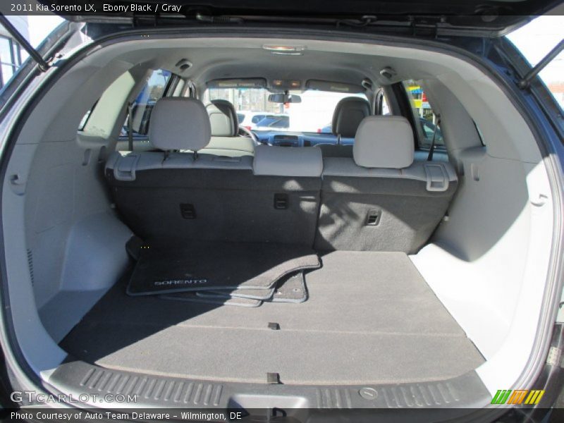 Ebony Black / Gray 2011 Kia Sorento LX