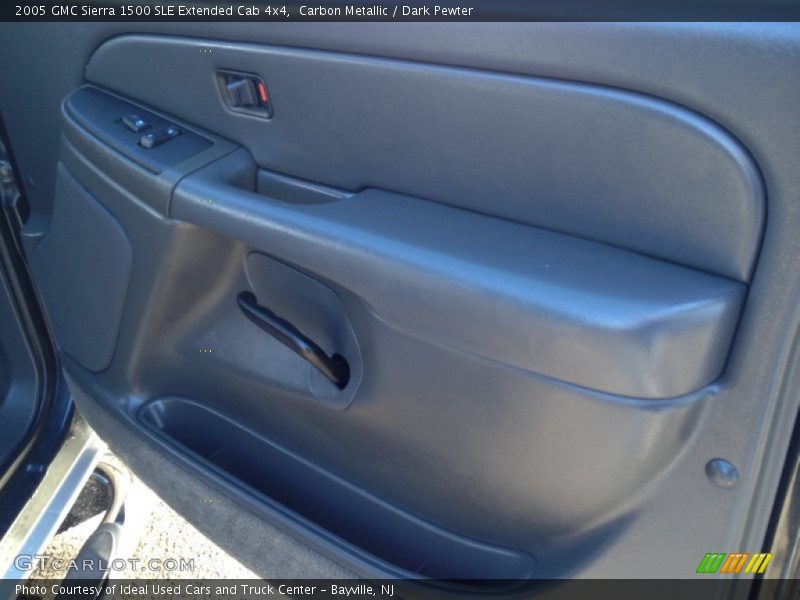 Carbon Metallic / Dark Pewter 2005 GMC Sierra 1500 SLE Extended Cab 4x4