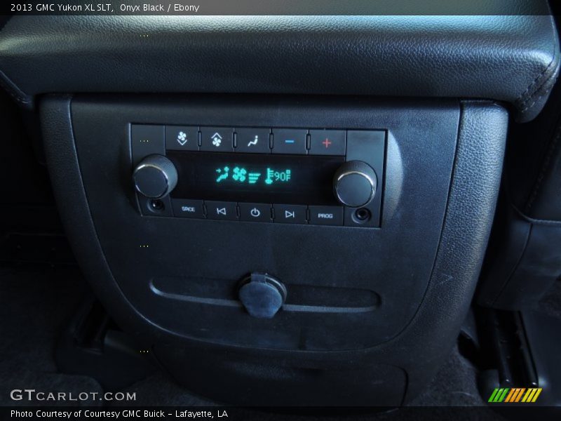 Onyx Black / Ebony 2013 GMC Yukon XL SLT