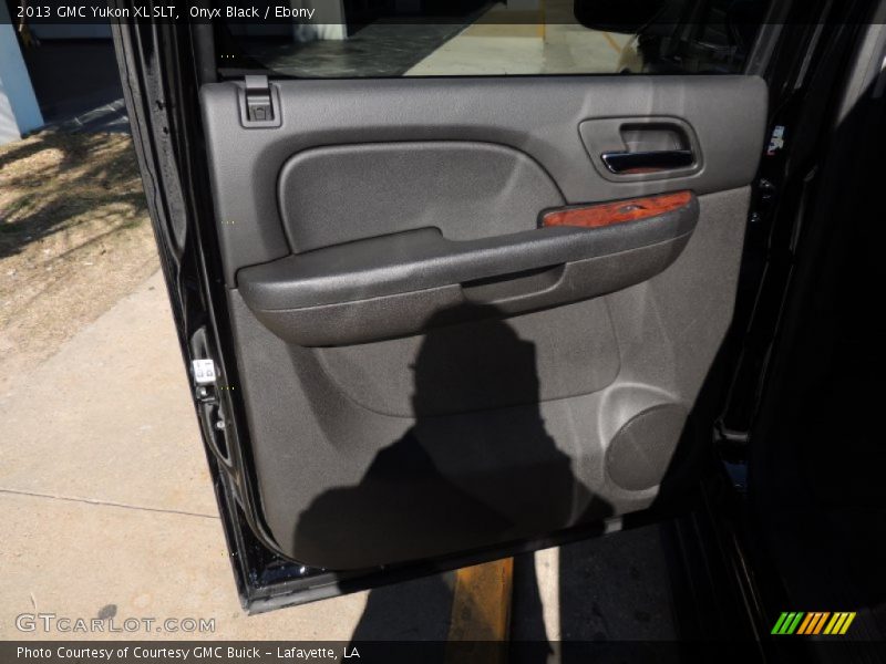 Onyx Black / Ebony 2013 GMC Yukon XL SLT