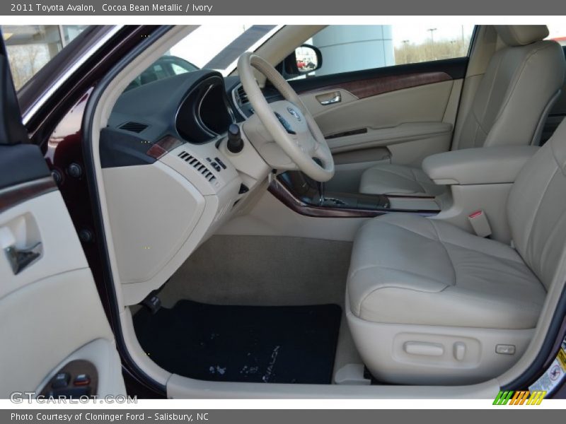Cocoa Bean Metallic / Ivory 2011 Toyota Avalon