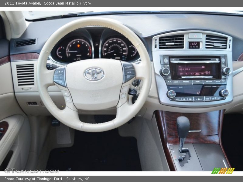 Cocoa Bean Metallic / Ivory 2011 Toyota Avalon
