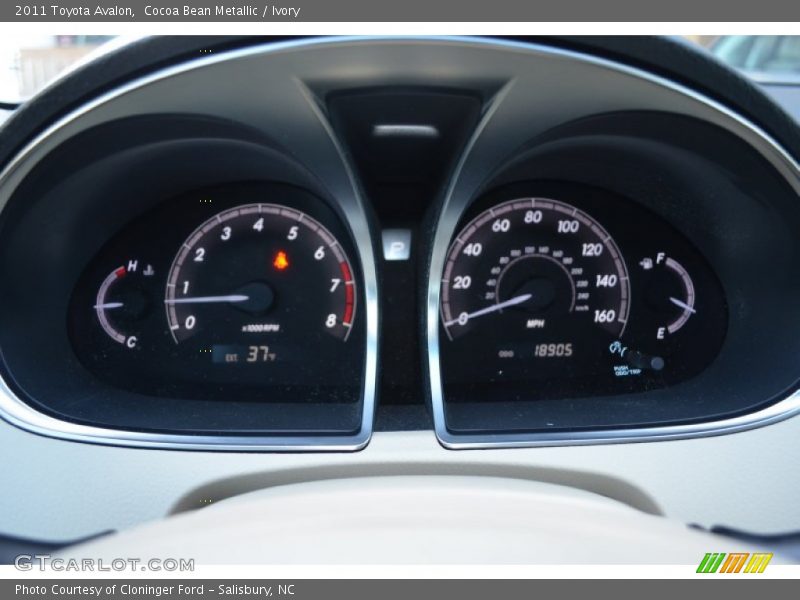 Cocoa Bean Metallic / Ivory 2011 Toyota Avalon