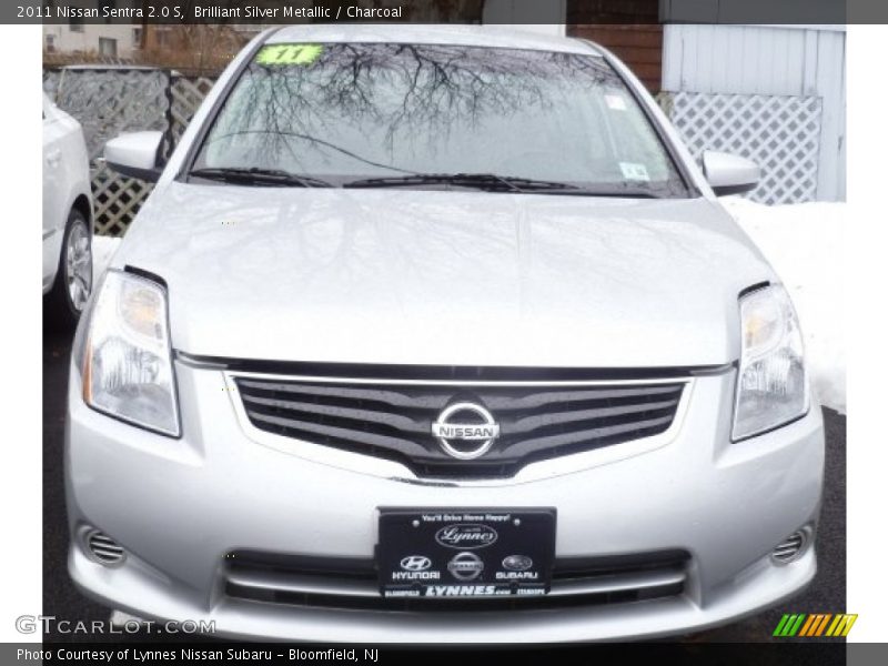 Brilliant Silver Metallic / Charcoal 2011 Nissan Sentra 2.0 S