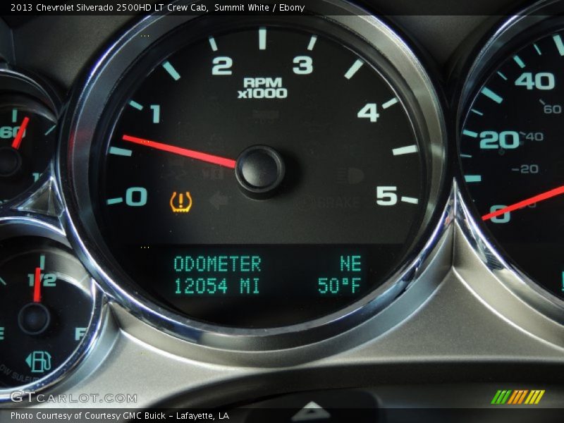 Summit White / Ebony 2013 Chevrolet Silverado 2500HD LT Crew Cab