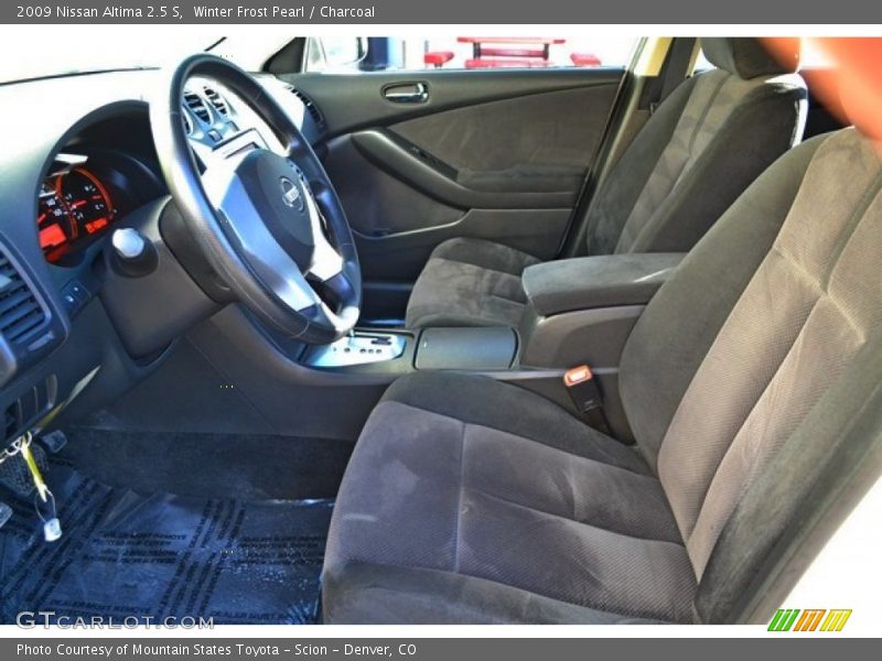Winter Frost Pearl / Charcoal 2009 Nissan Altima 2.5 S
