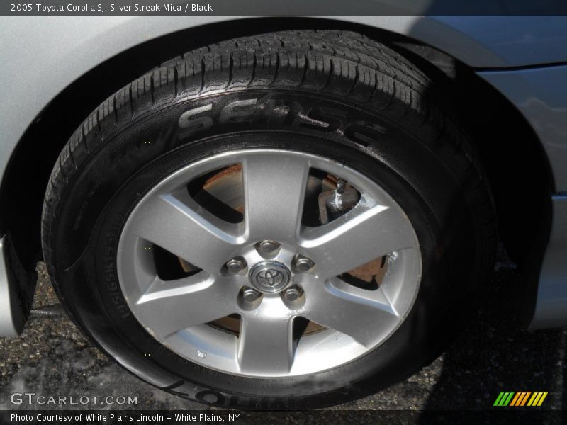 Silver Streak Mica / Black 2005 Toyota Corolla S