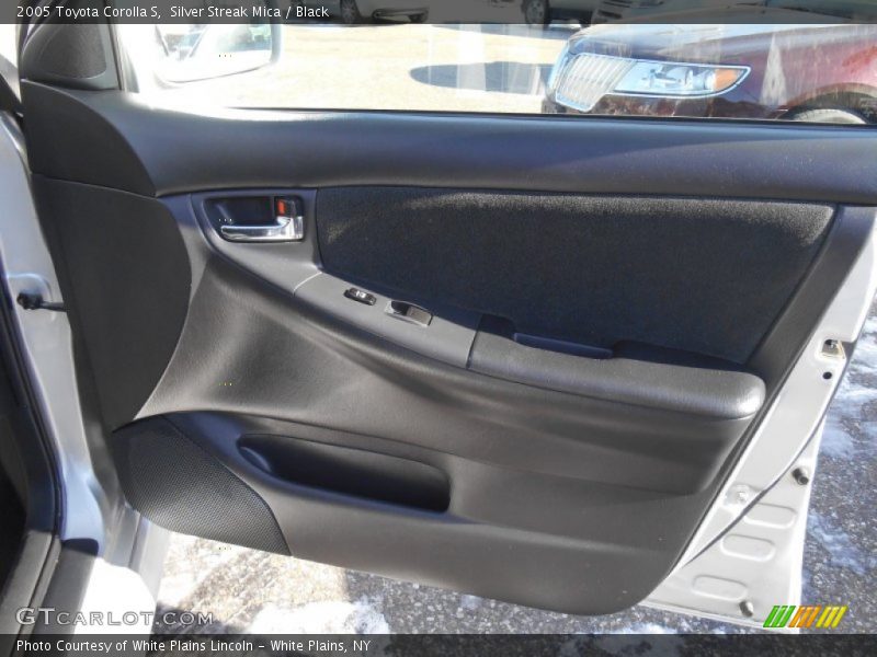 Silver Streak Mica / Black 2005 Toyota Corolla S