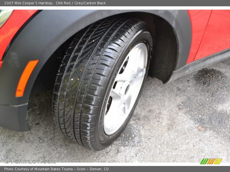 Chili Red / Grey/Carbon Black 2007 Mini Cooper S Hardtop