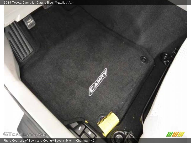 Classic Silver Metallic / Ash 2014 Toyota Camry L