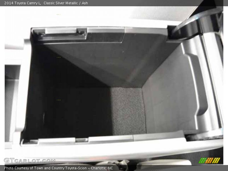 Classic Silver Metallic / Ash 2014 Toyota Camry L