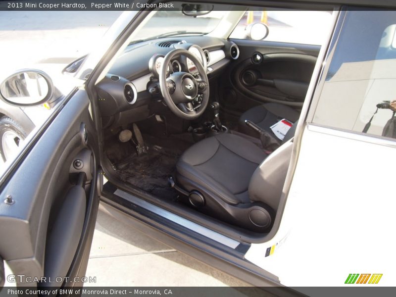 Pepper White / Carbon Black 2013 Mini Cooper Hardtop