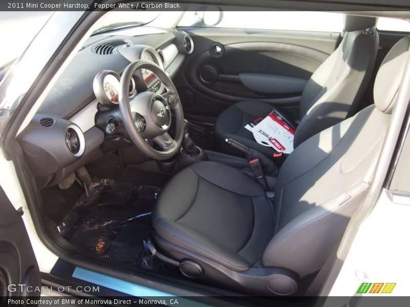 Pepper White / Carbon Black 2011 Mini Cooper Hardtop