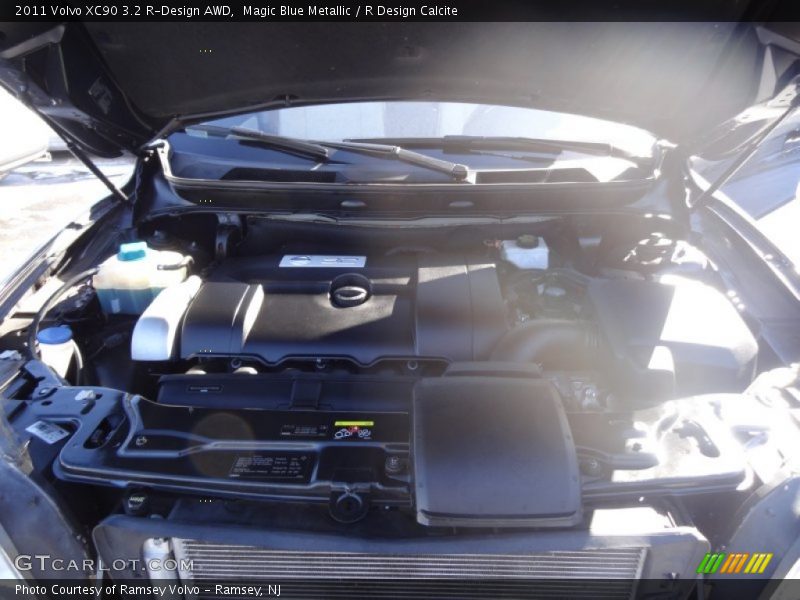 Magic Blue Metallic / R Design Calcite 2011 Volvo XC90 3.2 R-Design AWD