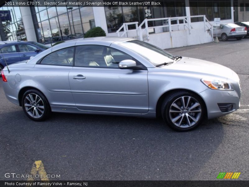 Electric Silver Metallic / Soverign Hide Off Black Leather/Off Black 2011 Volvo C70 T5