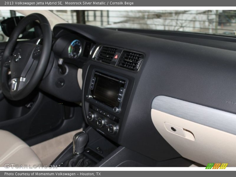 Moonrock Silver Metallic / Cornsilk Beige 2013 Volkswagen Jetta Hybrid SE