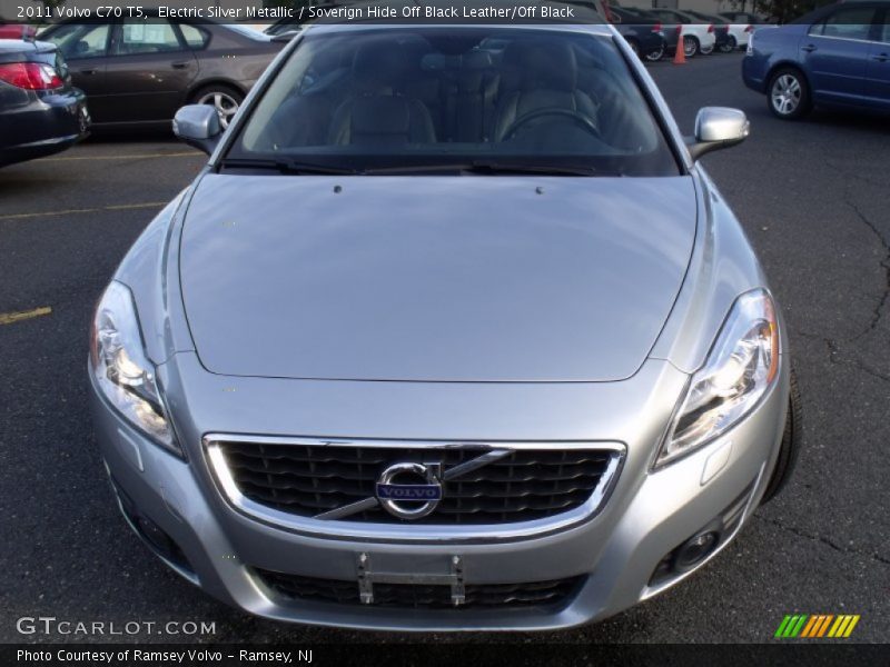 Electric Silver Metallic / Soverign Hide Off Black Leather/Off Black 2011 Volvo C70 T5