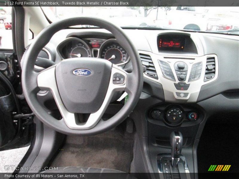 Tuxedo Black Metallic / Charcoal Black 2012 Ford Fiesta SE Hatchback