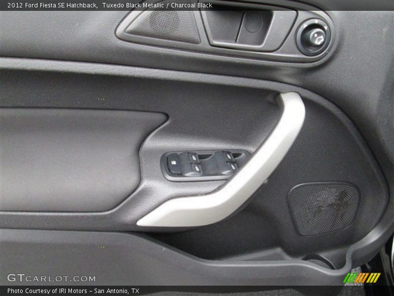 Tuxedo Black Metallic / Charcoal Black 2012 Ford Fiesta SE Hatchback
