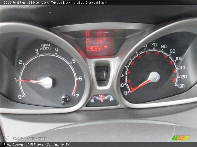 Tuxedo Black Metallic / Charcoal Black 2012 Ford Fiesta SE Hatchback