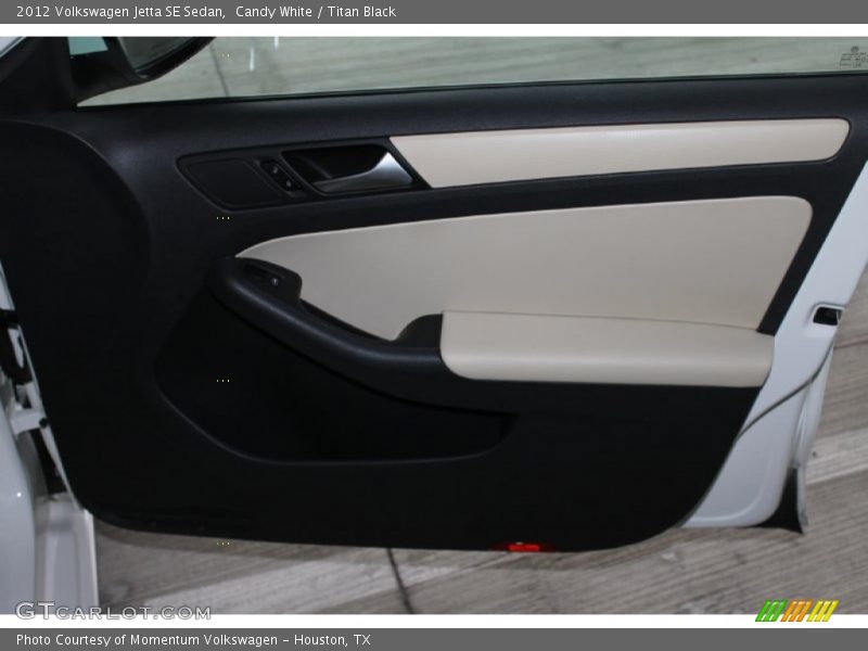 Candy White / Titan Black 2012 Volkswagen Jetta SE Sedan