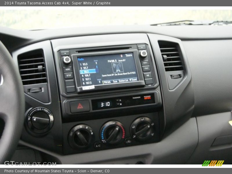 Super White / Graphite 2014 Toyota Tacoma Access Cab 4x4