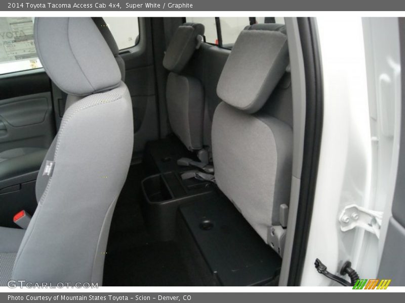 Super White / Graphite 2014 Toyota Tacoma Access Cab 4x4