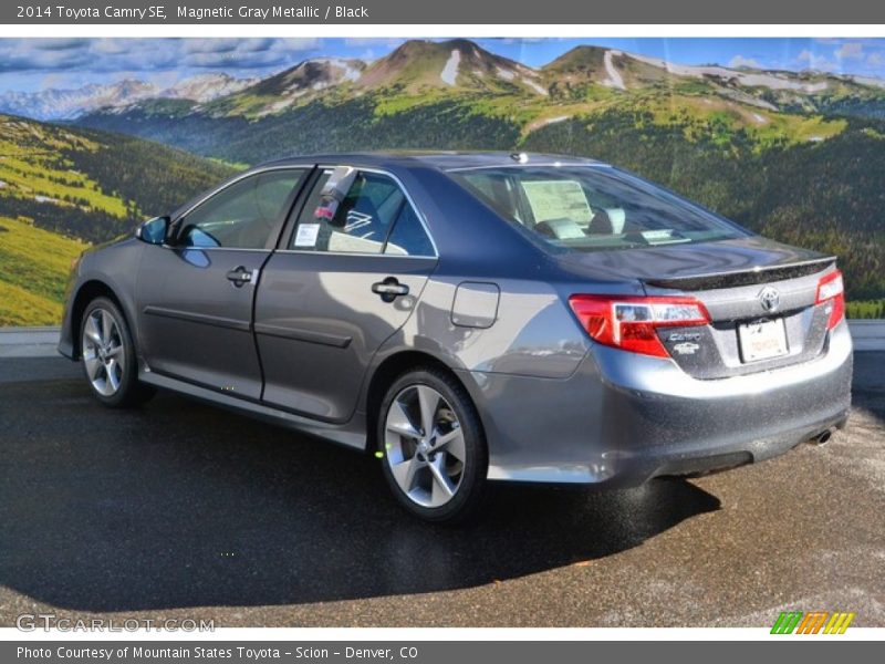 Magnetic Gray Metallic / Black 2014 Toyota Camry SE