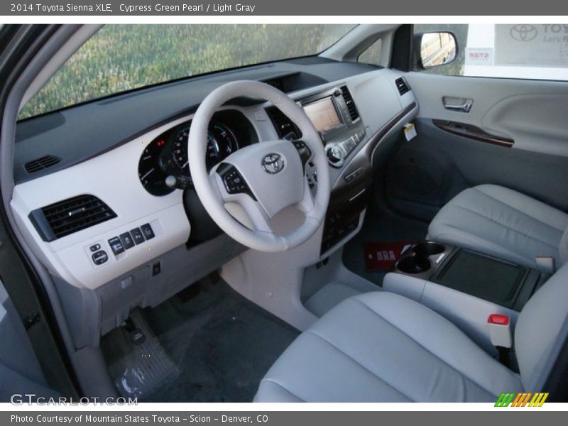 Cypress Green Pearl / Light Gray 2014 Toyota Sienna XLE