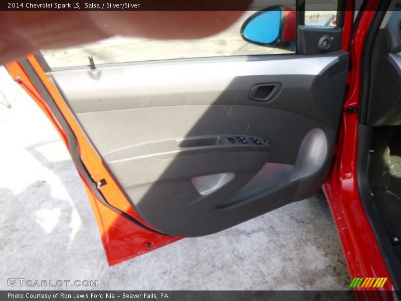 Salsa / Silver/Silver 2014 Chevrolet Spark LS