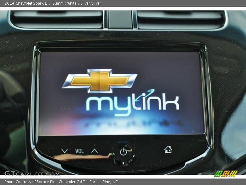 Summit White / Silver/Silver 2014 Chevrolet Spark LT