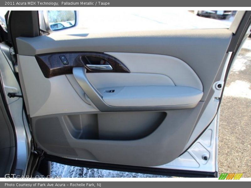 Palladium Metallic / Taupe 2011 Acura MDX Technology