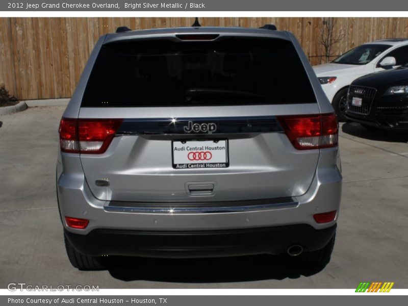 Bright Silver Metallic / Black 2012 Jeep Grand Cherokee Overland
