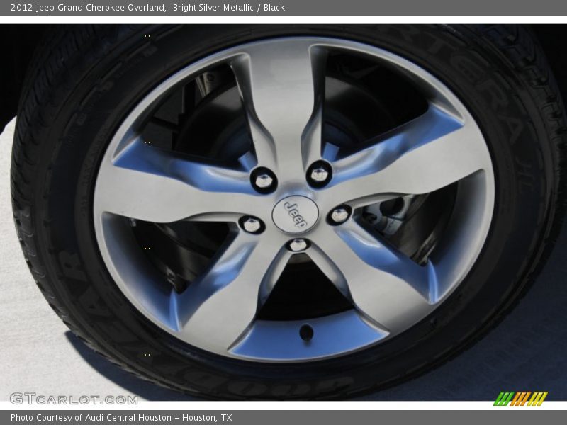 Bright Silver Metallic / Black 2012 Jeep Grand Cherokee Overland