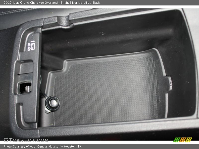 Bright Silver Metallic / Black 2012 Jeep Grand Cherokee Overland