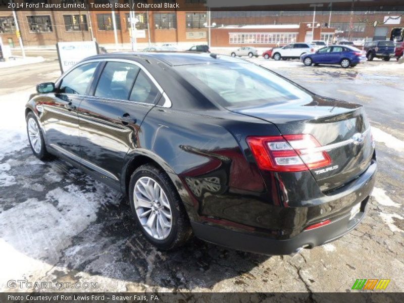 Tuxedo Black / Charcoal Black 2014 Ford Taurus Limited