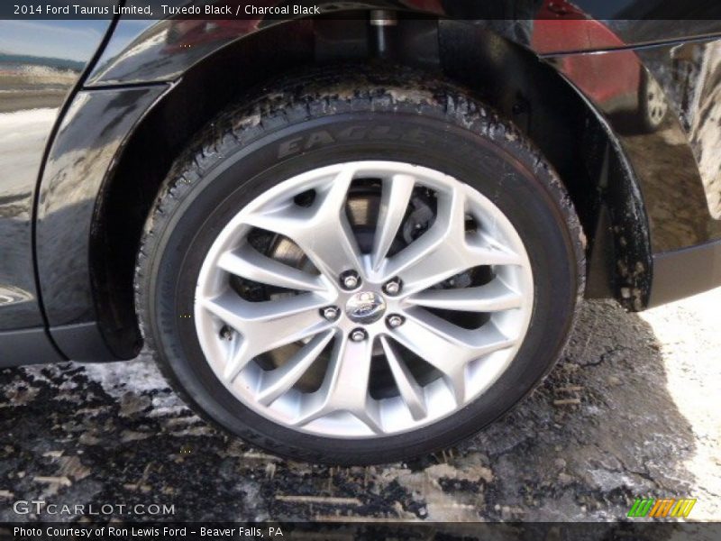 Tuxedo Black / Charcoal Black 2014 Ford Taurus Limited