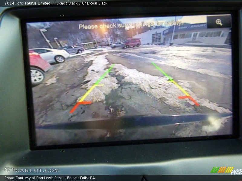 Tuxedo Black / Charcoal Black 2014 Ford Taurus Limited