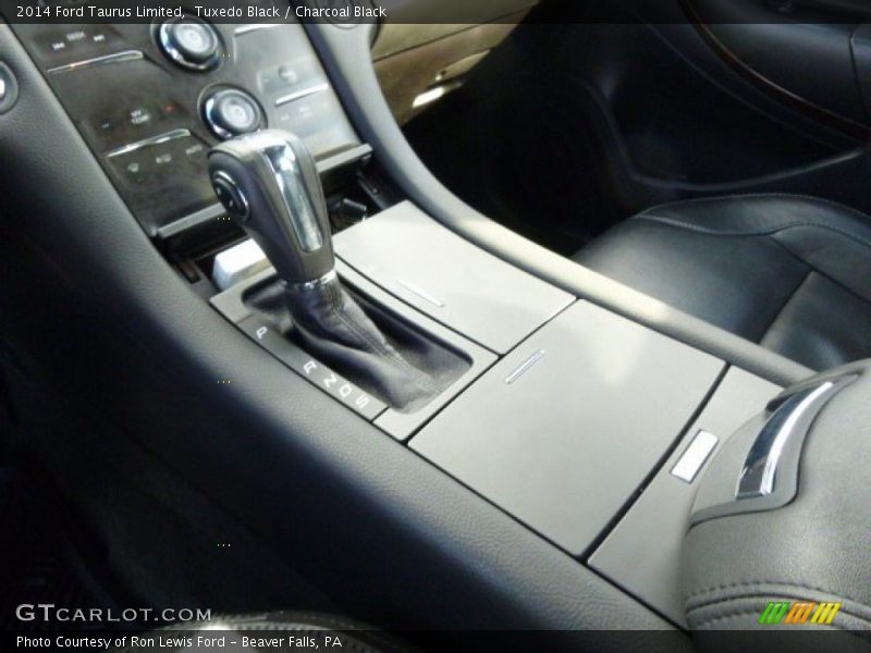 Tuxedo Black / Charcoal Black 2014 Ford Taurus Limited