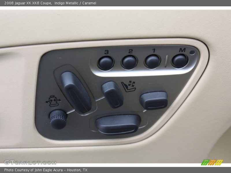 Controls of 2008 XK XK8 Coupe