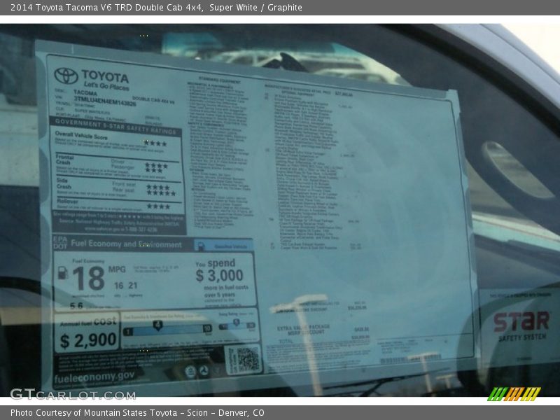 Super White / Graphite 2014 Toyota Tacoma V6 TRD Double Cab 4x4